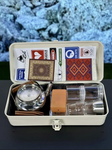 صندوق طقم عزبة الشاي