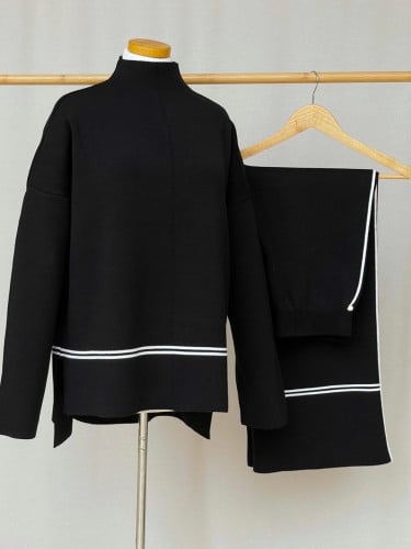 طقم تريكو مخطط