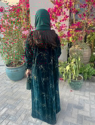 Velvet abaya2