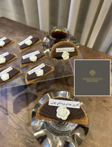 وافل الشوكلاته للمشروبات ١٠ حبات