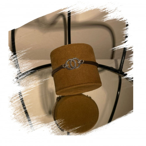 اسواره خيط " "