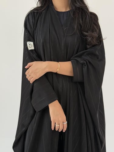 عباية كريب - اسود مخطط بفضي