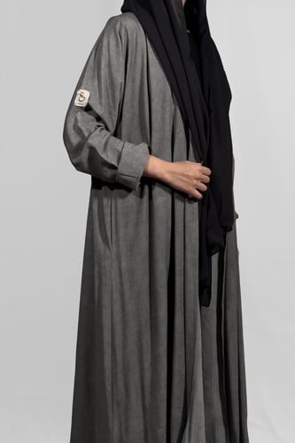 عباية كتان مغسول - رمادي فاتح