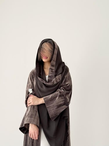 عباية مخمل مكسر - بني