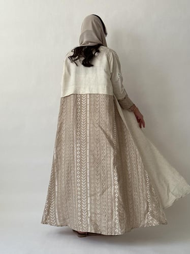 عباية لينن مطرز - بيج