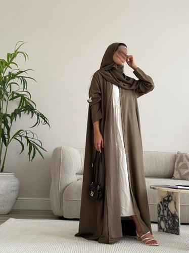 عباية كريب ناعم -زيتي مبطن