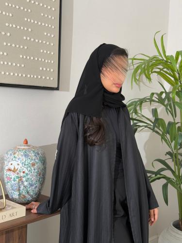 عباية كريب ناعم -اسود مبطن