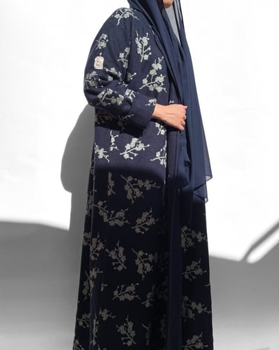 عباية صوف -كحلي مطرز