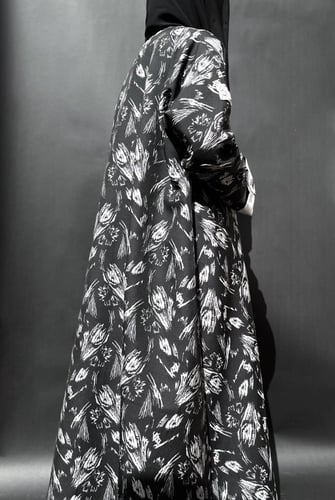 عباية تفته خفيفة- اسود و ابيض