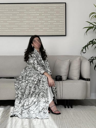 عباية تفته - رمادي مع ابيض