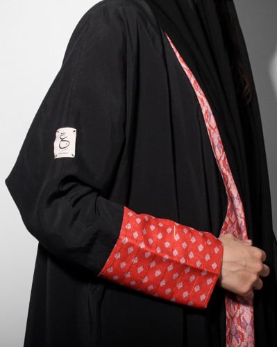 عباية حرير مغسول - اسود