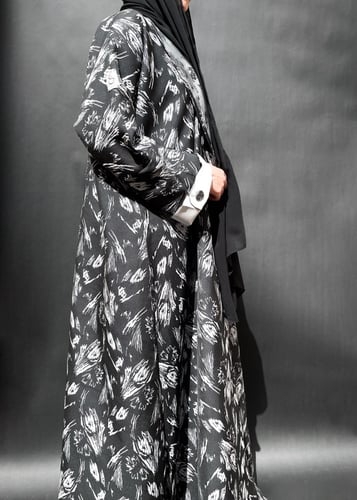 عباية تفته خفيفة- اسود و ابيض