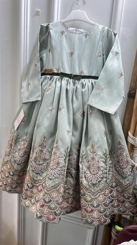 فستان للبنات الصغار