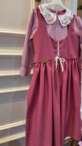 مريول مدرسي متصل (قطعة واحدة)