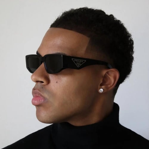 نظارة برادا