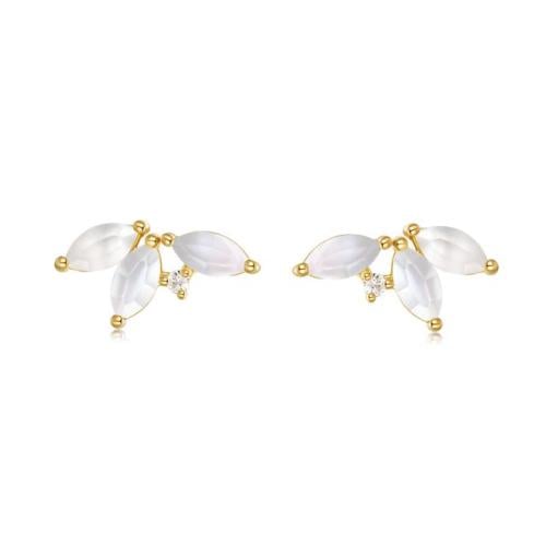Grove earrings in the shape of a bright white flow...