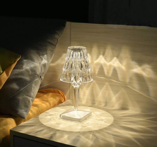 ابجورة كريستال شفاف بإضاءة ابيض واصفر تعمل باللمس،...