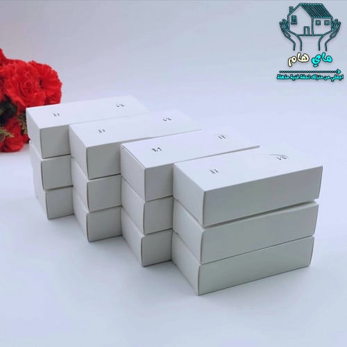 منديل ميني 12 قطعة باللون الأبيض السادة