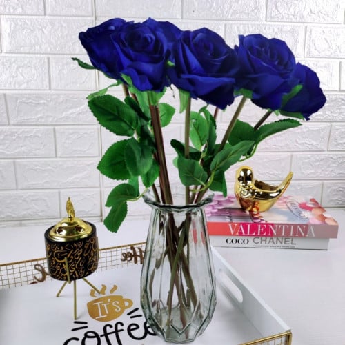 باقة ورد جوري صناعي أنيق مكون من 8 ورود باللون الأ...