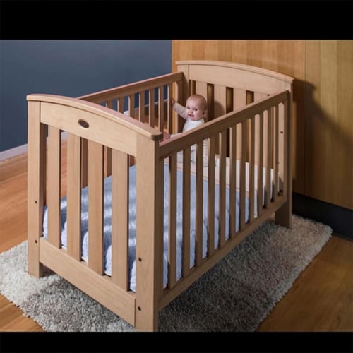 سرير اطفال خشبي من boori الانيق