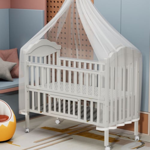 سرير اطفال خشبي بتصميم انيق