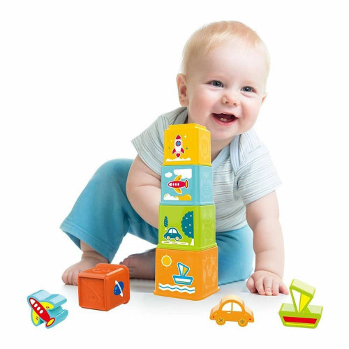 لعبة هرم المكعبات