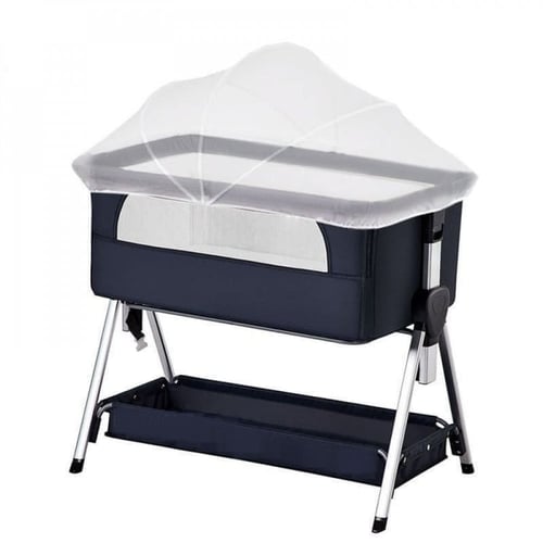 سرير أطفال راقي بجانب سرير الام