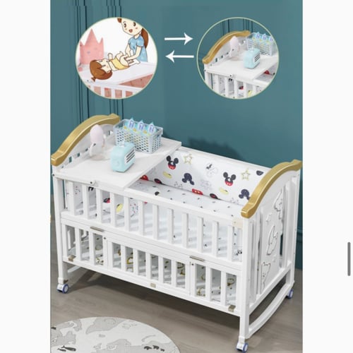 سرير خشبي قابل للتمديد بتصميم راقي