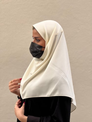 حجاب اسلامي مع مطاط