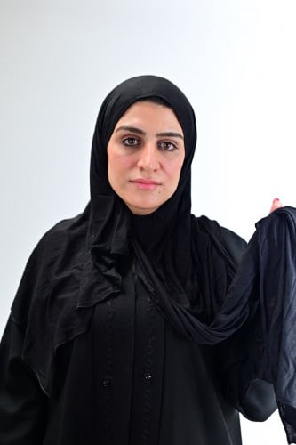 طرحه قطن مخيطه من جهه وحده