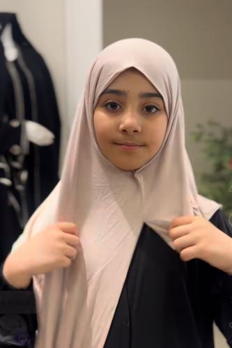 حجاب اطفال مخيط من جهه وحدة يرجى اضافة ملاحظه بالأ...
