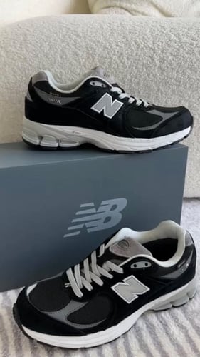 New Balance 2002R GORE-TEX 'Black Grey'