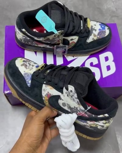 Supreme x Nike SB Dunk Low "Rammellzee"