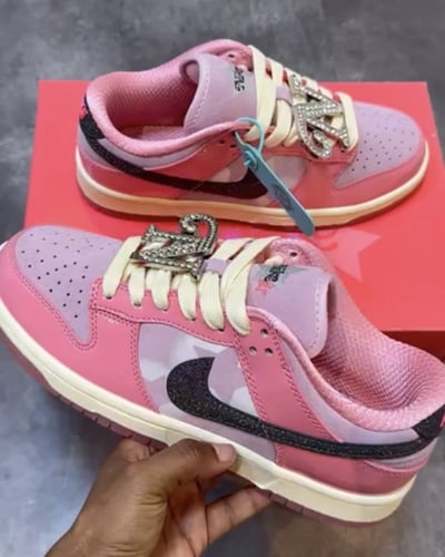 Nike Dunk Low LX Barbie