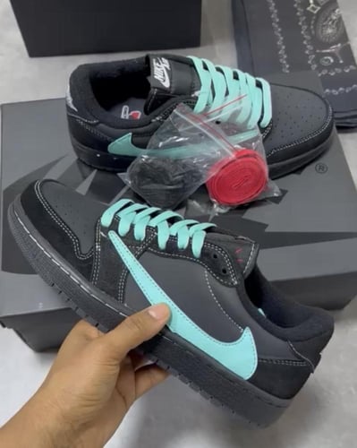 Tiffany & Co x Travis Scott x air jordan 1 low