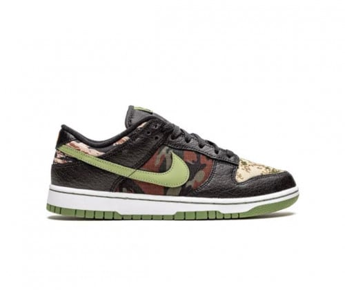 Dunk Low SE "Crazy Camo"