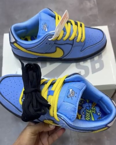Nike x Powerpuff Girls SB Dunk "Bubbles"