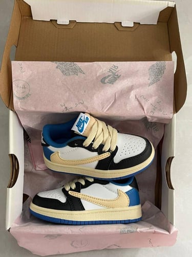 Travis Scott x Fragment jordan kids