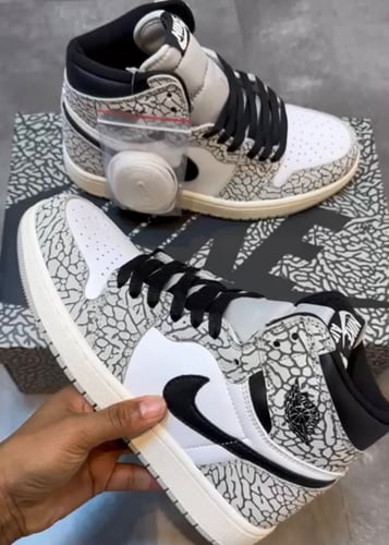 Air Jordan 1 High OG "White Cement"