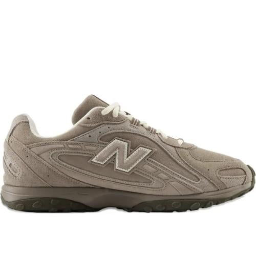 New Balance 204L "Mushroom/Arid Stone"