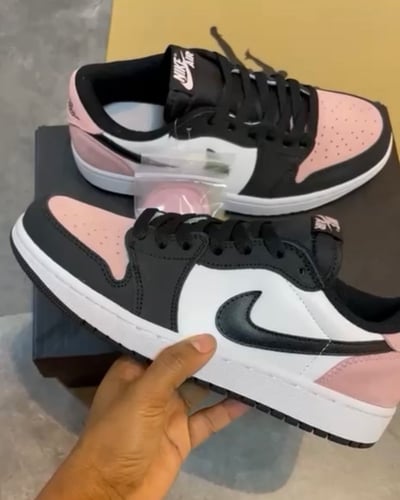 Air Jordan 1 Low OG “Bleached Coral”