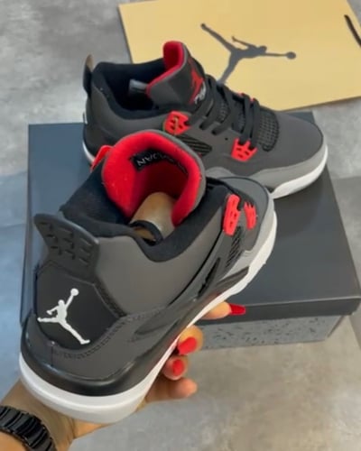 Jordan Air Jordan 4 Retro sneakers