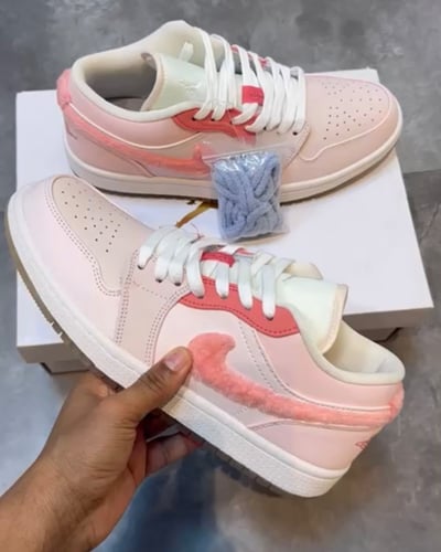 Air jordan 1 low mighty swooshers