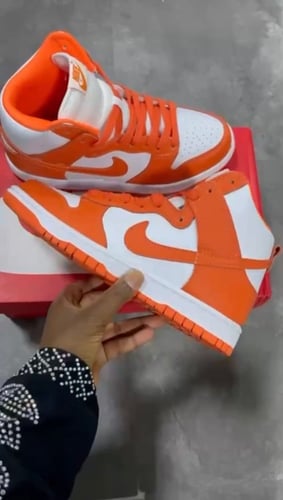 Nike Dunk High Retro “Orange Blaze”