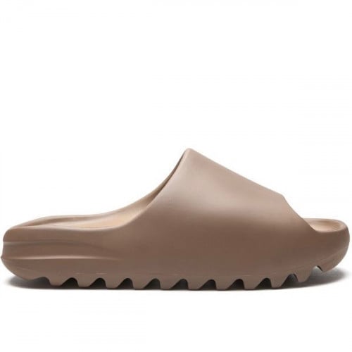 Yeezy ridged sole slides