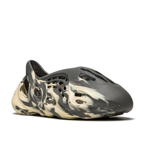 adidas YEEZY Foam RNNR “MXT Moon Grey” sneakers