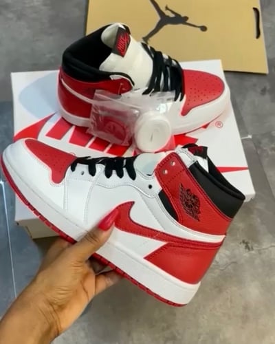 Air Jordan 1 High Heritage