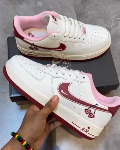 AIR FORCE 1 LOW "Valentine's Day"
