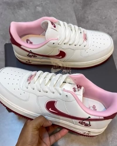 AIR FORCE 1 LOW "Valentine's Day"