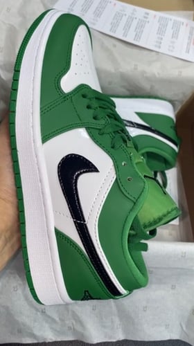 Air Jordan 1 Low pine green